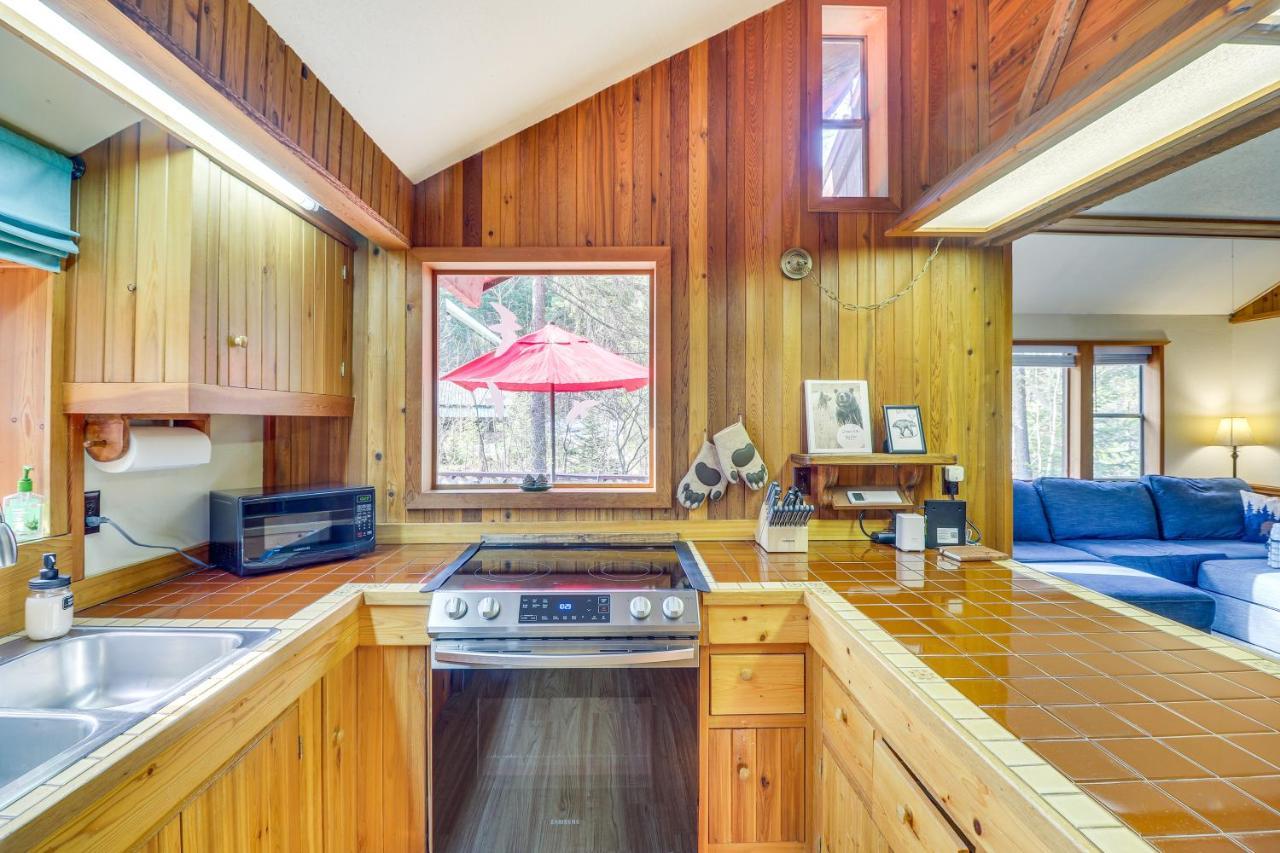Hungry Horse Cabin With Gas Grill, Near Glacier! Bagian luar foto